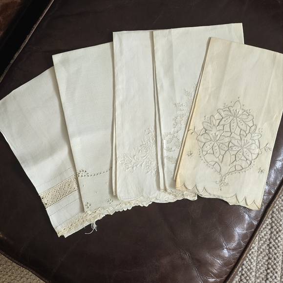 Lot of 5 Antique Tea Towels, Decorative Hand Towels 1920's - 1940's - Picture 2 of 14